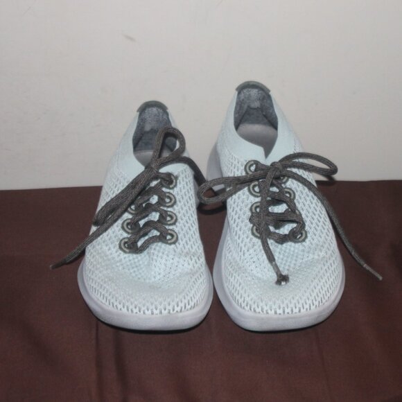 VGC LADIES ALLBIRDS SNEAKERS - 8 1/2 - Picture 2 of 7